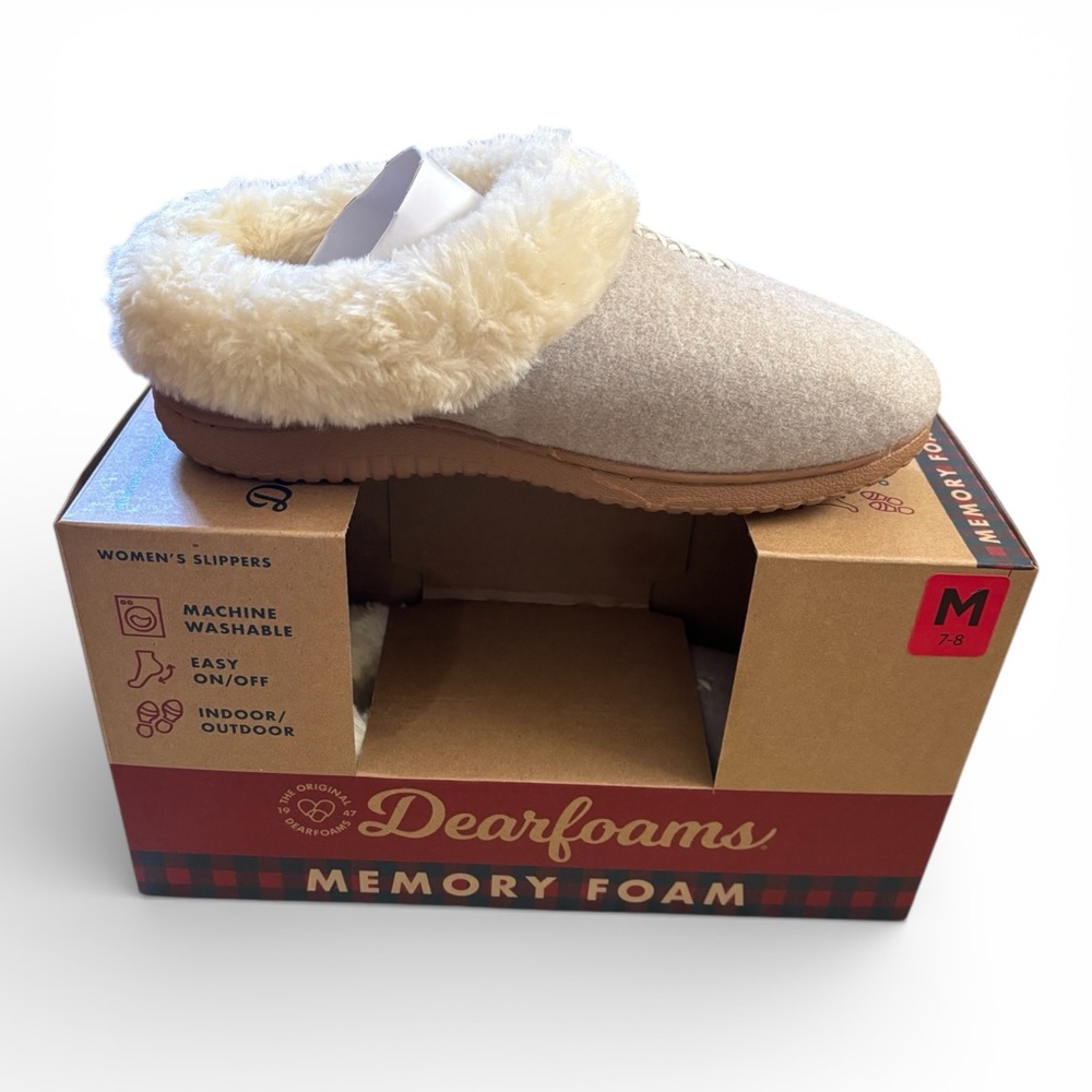 Dearfoams Women's Cream and Tan Slippers Size M 7-8 NIB